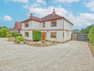 4 Bedroom Detached House For Sale In Wingerworth, Chesterfield