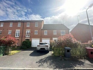 4 Bedroom End Of Terrace House For Rent In Berkshire