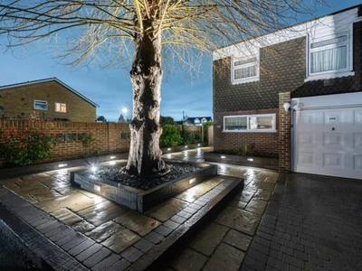 4 Bedroom End Of Terrace House For Sale In Staines-upon-thames