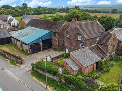 4 Bedroom Farm House For Sale In Little Neston, Wirral