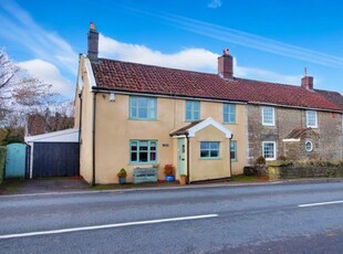 4 Bedroom House Clutton Bath And North East Somerset