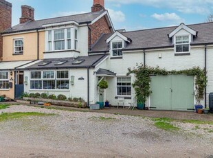 4 Bedroom House Hanbury Road Hanbury Road