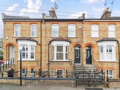 4 Bedroom House Woodford Greater London