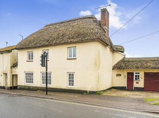 4 Bedroom Semi-detached House For Sale In Crediton, Devon