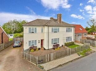 4 Bedroom Semi-detached House For Sale In Yalding, Maidstone