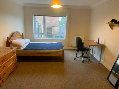 4 Bedroom Terraced House For Rent In Colchester, Essex