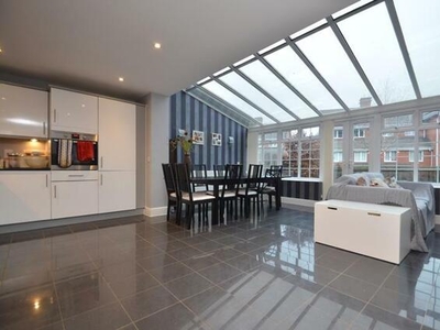 4 Bedroom Town House For Rent In Ruislip