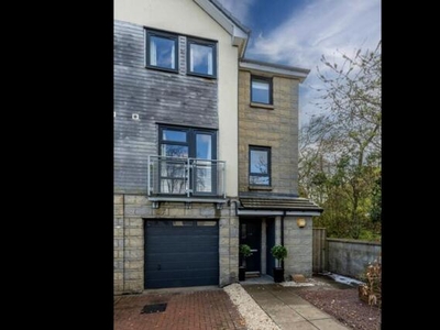 4 Bedroom Town House For Sale In Hilton, Aberdeen