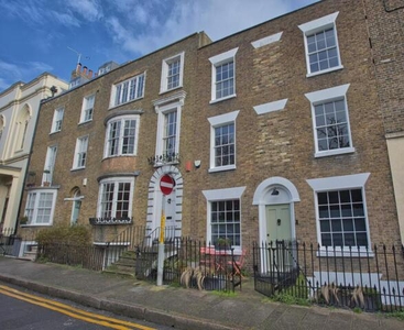 4 Bedroom Town House For Sale In Margate