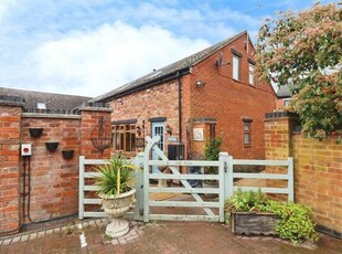 5 Bedroom Barn Conversion For Sale In London Road