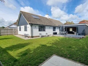 5 Bedroom Bungalow For Sale In Bexhill-on-sea