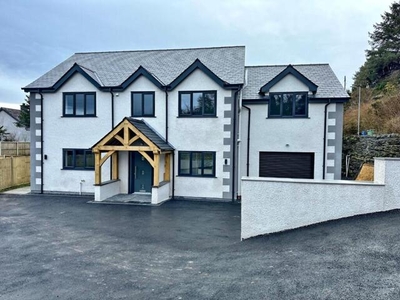 5 Bedroom Detached House For Sale In Penrhyndeudraeth, Gwynedd