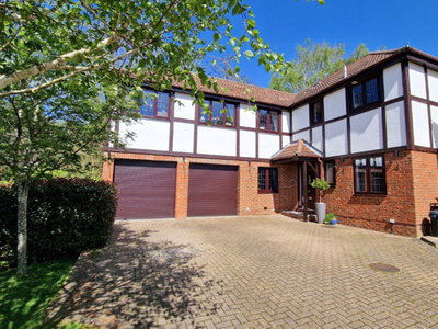 5 Bedroom Detached House For Sale In Wokingham, Berkshire