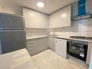 5 Bedroom End Of Terrace House For Rent In London