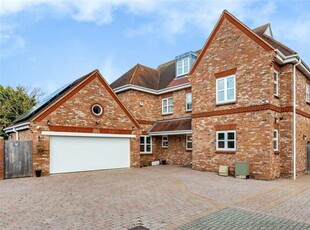 5 Bedroom House Wickford Essex