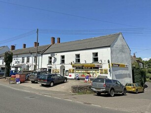 5 Bedroom Semi-detached House For Sale In Bridgewater, Somerset