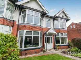 5 Bedroom Semi-detached House For Sale In Just Off Chorley New Road, Bolton