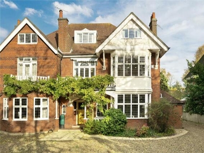5 Bedroom Semi-detached House For Sale In Surbiton, Surrey
