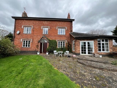 6 Bedroom Farm House For Rent In Shilton