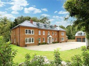 6 Bedroom House Ascot Windsor And Maidenhead