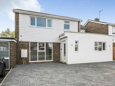 6 Bedroom Link Detached House For Rent In Orpington
