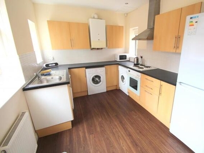 6 Bedroom Semi-detached House For Rent In Headingley
