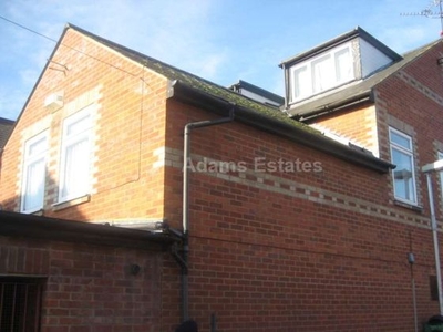 6 bedroom terraced house to rent Reading, RG1 5QS