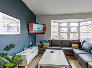 8 Bedroom Apartment Liverpool Merseyside