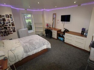 9 Bedroom House For Rent In Leeds, West Yorkshire