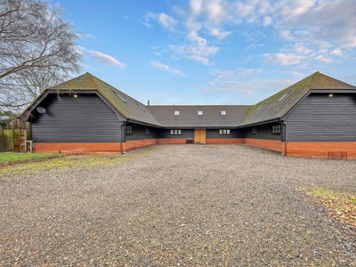 Barn conversion for sale in Ashwells Road, Pilgrims Hatch, Brentwood CM15