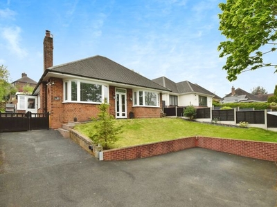 Bungalow for sale in Tittensor Road, Newcastle, Staffordshire ST5