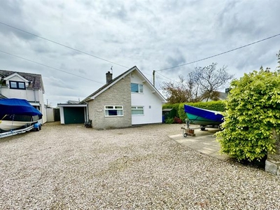 Detached house for sale in Lon Penrhos, Morfa Nefyn, Pwllheli LL53