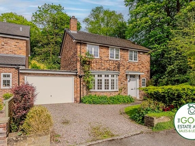Detached house to rent in Hawthorn Avenue, Wilmslow SK9