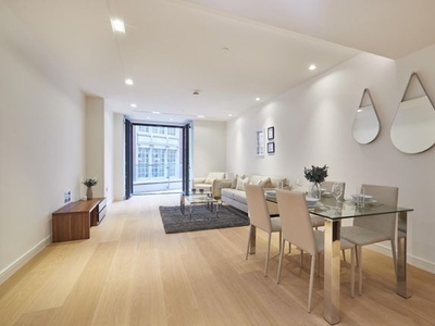 Flat for sale in Portugal Street, London WC2A