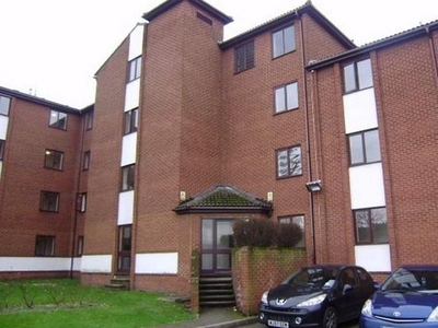 Flat to rent in Ashdown Court, Harts Lane, Barking IG11