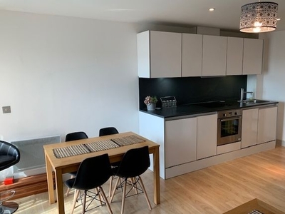 Flat to rent in Galleon Way, Cardiff CF10