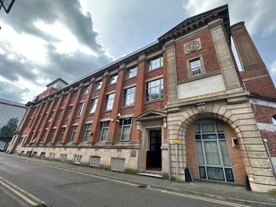 Flat to rent in Junior Street, Leicester LE1