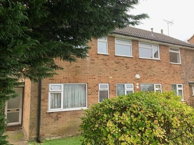 Flat to rent in Red Road, Borehamwood WD6