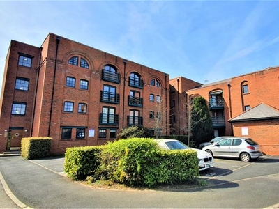 Flat to rent in Wharton Court, Hoole Lane, Chester CH2