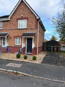 Semi-detached house to rent in Kenilworth Crescent, Walsall WS2