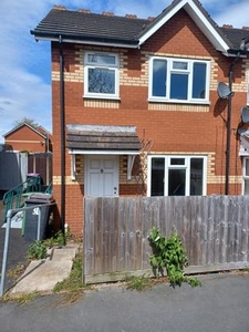 Semi-detached house to rent in Sunningdale, Hadley, Telford TF1
