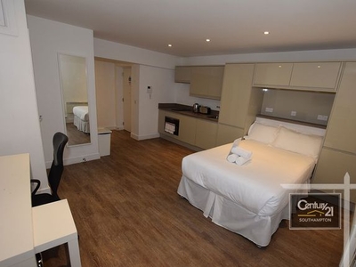 Studio to rent in |Ref: R205900|, Canute Road, Southampton SO14