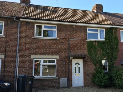 Terraced house to rent in Cornwall Road, Stamford PE9