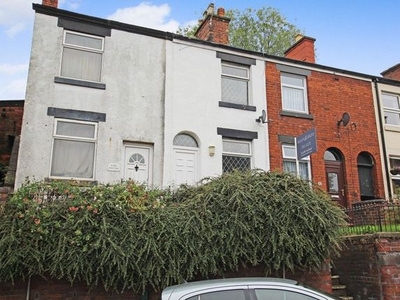 Terraced house to rent in Park Road, Leek ST13