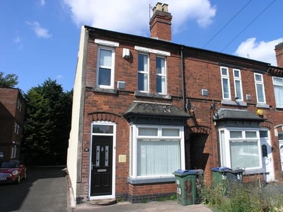 Terraced house to rent in Penncricket Lane, Oldbury B68