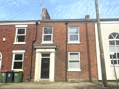 Terraced house to rent in St. Pauls Square, Preston PR1