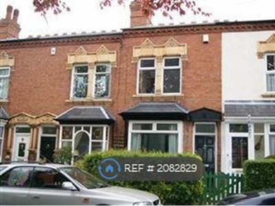 Terraced house to rent in Victoria Road, Harborne, Birmingham B17