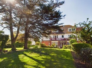 1 Bedroom Flat For Sale In Broadstairs