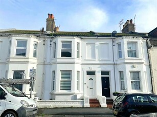 1 Bedroom Flat For Sale In Worthing, West Sussex