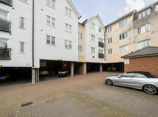 2 Bedroom Apartment For Sale In Braintree, Essex